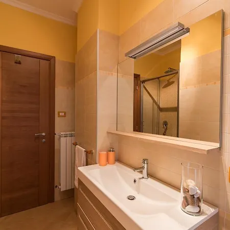 La Casa Di Emma A Trastevere شقة *