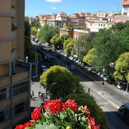 La Casa Di Emma A Trastevere Rome